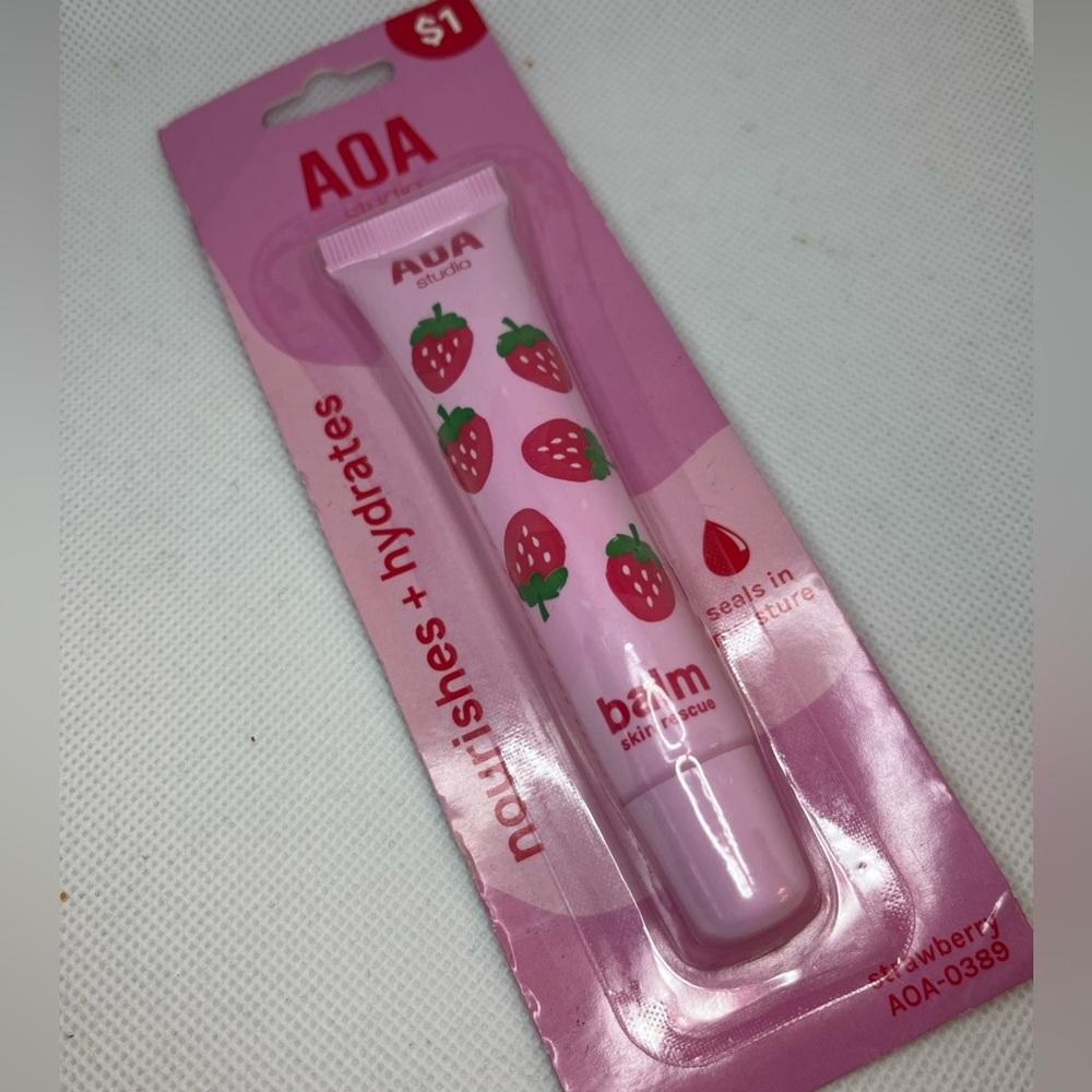 AOA Studio Lip Balm Strawberry